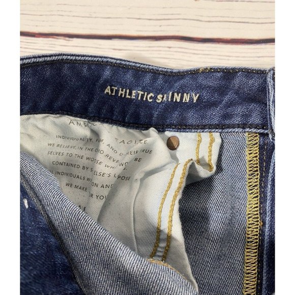 American Eagle Airflex Jean Shorts Sz 33 Stretch Denim Booty Raw Hem Cut Offs - Picture 7 of 8